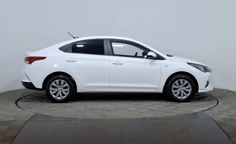 Hyundai Accent 2022 года за 7 690 000 тг. в Астана фото 4