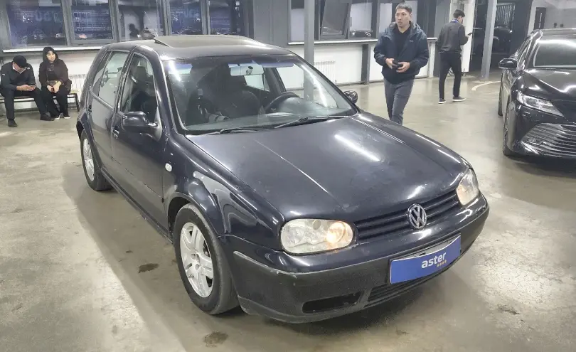 Volkswagen Golf 2001 года за 1 890 000 тг. в Астана фото 2