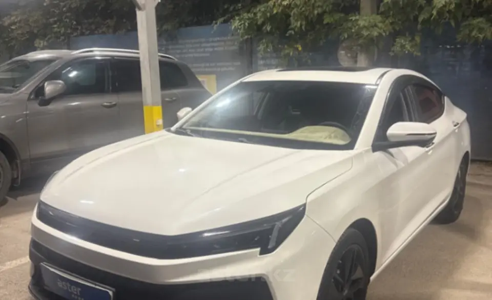 JAC J7 Plus 2024 года за 7 300 000 тг. в Алматы