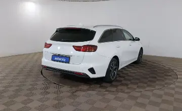 Kia Ceed 2023 года за 8 850 000 тг. в Шымкент