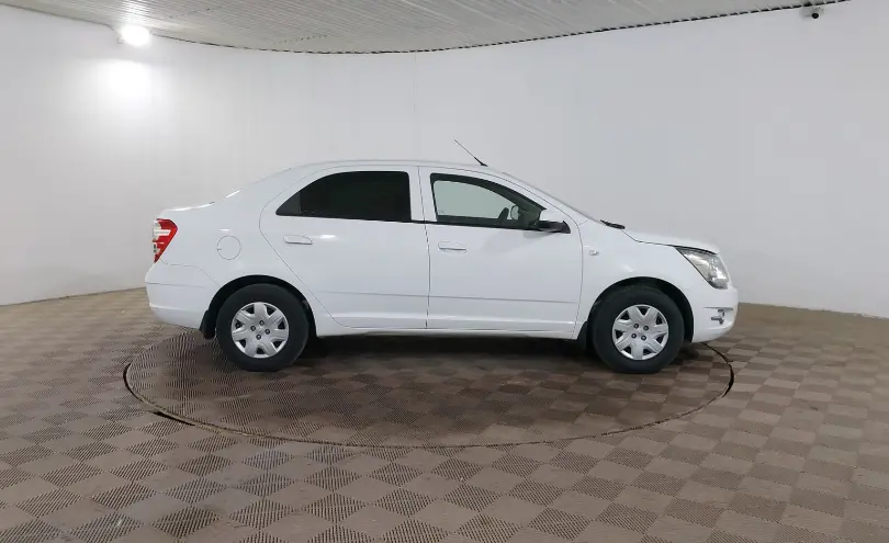 Chevrolet Cobalt 2022 года за 5 790 000 тг. в Шымкент фото 4