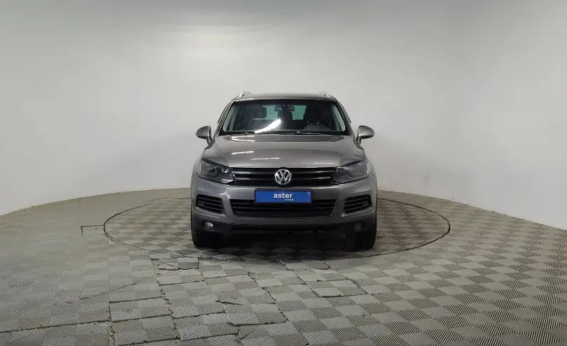 Volkswagen Touareg 2010 года за 7 500 000 тг. в Алматы фото 2