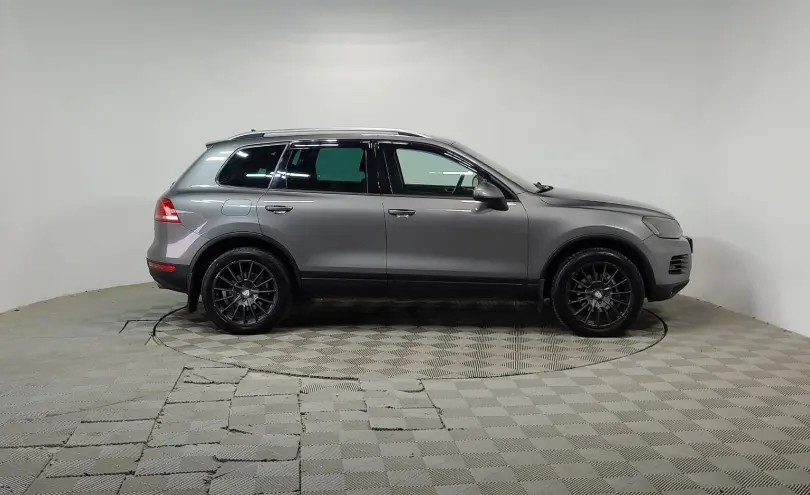 Volkswagen Touareg 2010 года за 7 500 000 тг. в Алматы фото 4
