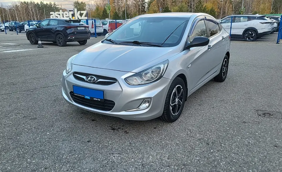 Hyundai Accent 2013 года за 4 890 000 тг. в Усть-Каменогорск