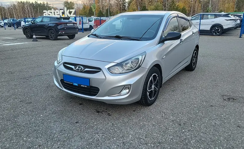 Hyundai Accent 2013 года за 4 890 000 тг. в Усть-Каменогорск фото 1