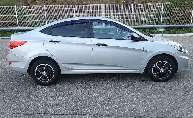 Hyundai Accent 2013 года за 4 890 000 тг. в Усть-Каменогорск фото 4