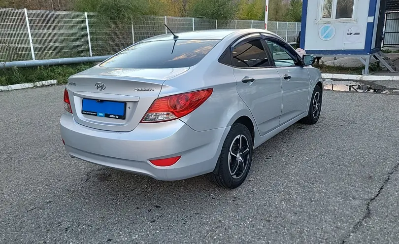 Hyundai Accent 2013 года за 4 890 000 тг. в Усть-Каменогорск фото 5