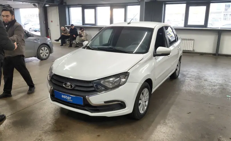 LADA (ВАЗ) Granta 2019 года за 2 790 000 тг. в Астана фото 1