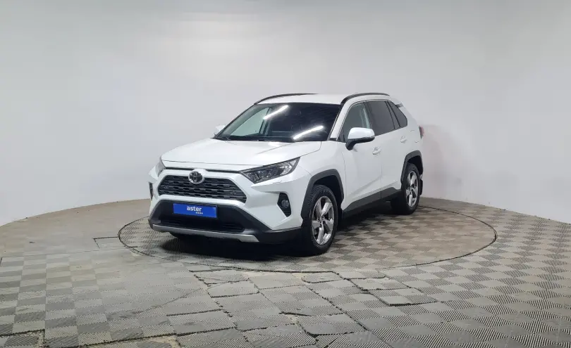 Toyota RAV4 2021 года за 14 600 000 тг. в Алматы фото 1