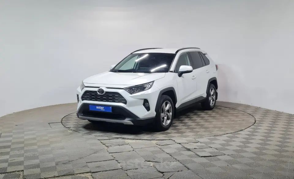 Toyota RAV4 2021 года за 14 600 000 тг. в Алматы
