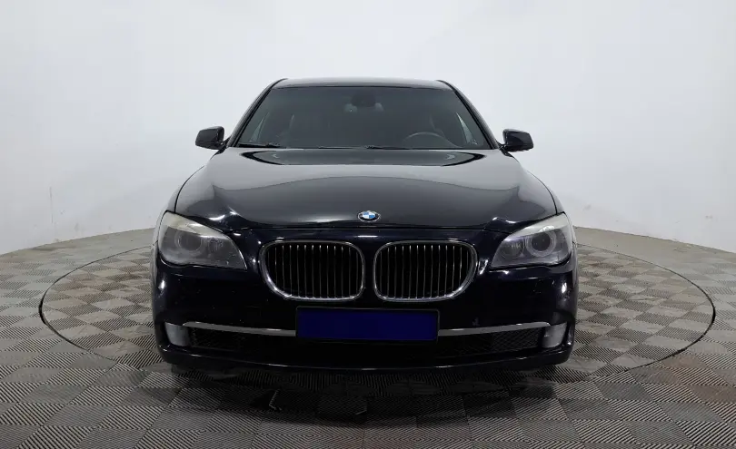 BMW 7 серии 2009 года за 5 990 000 тг. в Астана фото 2