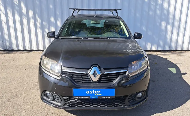 Renault Sandero 2015 года за 2 700 000 тг. в Алматы фото 2