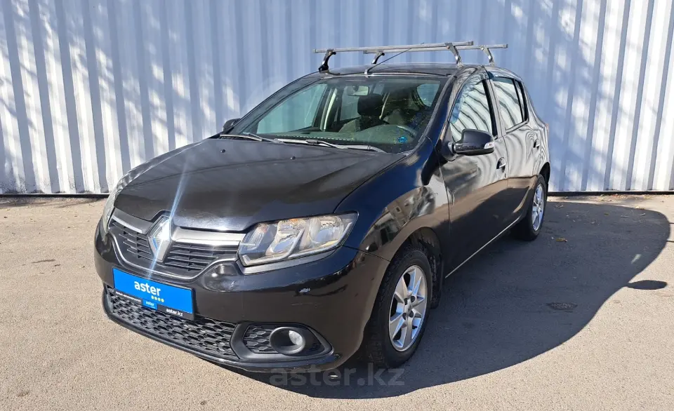 Renault Sandero 2015 года за 2 700 000 тг. в Алматы