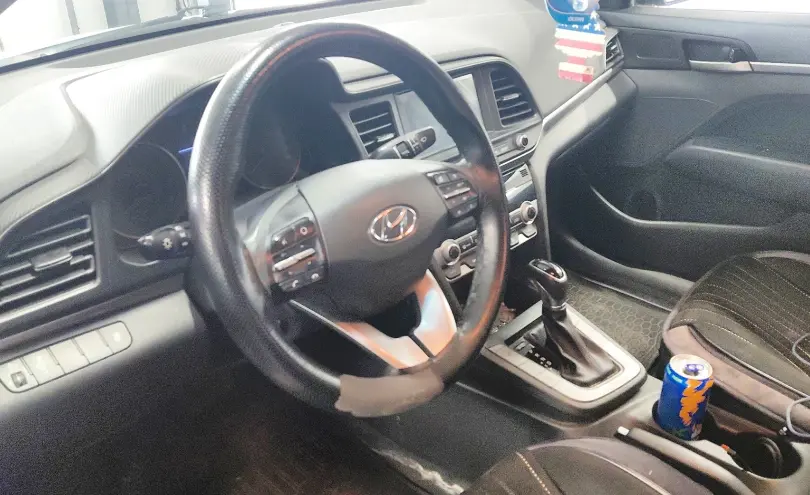 Hyundai Elantra 2019 года за 7 990 000 тг. в Астана фото 5