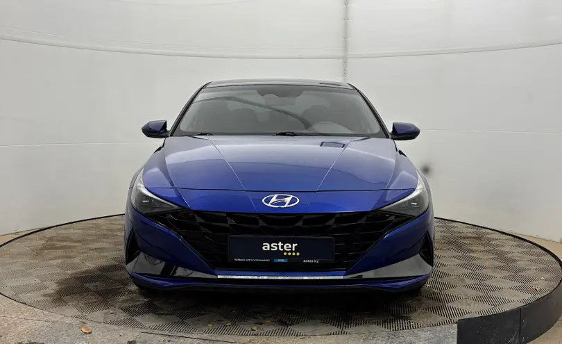 Hyundai Elantra 2022 года за 7 990 000 тг. в Актобе фото 2