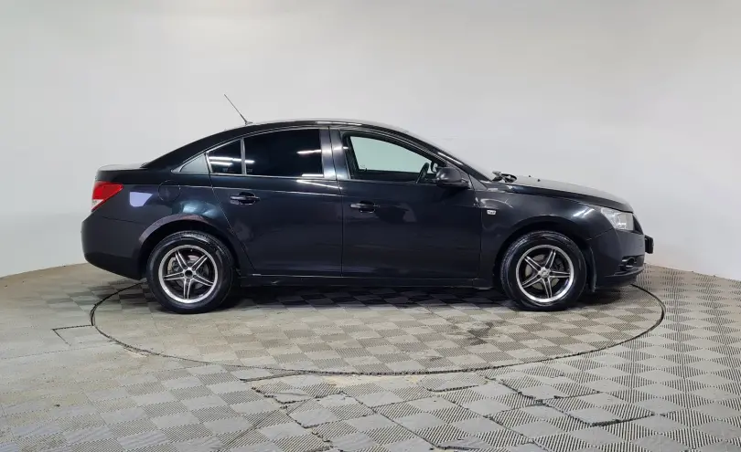 Chevrolet Cruze 2011 года за 2 990 000 тг. в Алматы фото 4