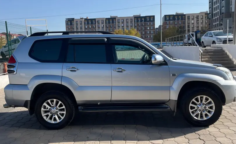 Toyota Land Cruiser Prado 2007 года за 11 990 000 тг. в Караганда фото 4