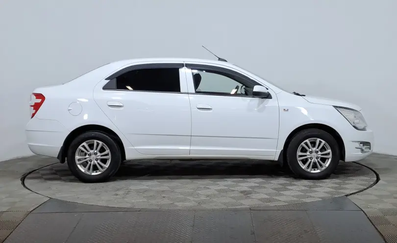 Chevrolet Cobalt 2022 года за 5 990 000 тг. в Астана фото 4