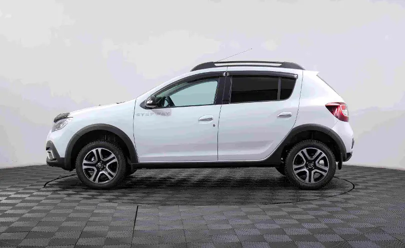 Renault Sandero 2020 года за 4 390 000 тг. в Алматы фото 4