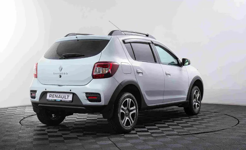 Renault Sandero 2020 года за 4 390 000 тг. в Алматы фото 3