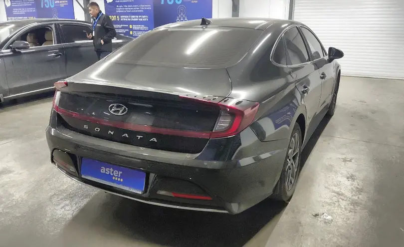 Hyundai Sonata 2022 года за 9 790 000 тг. в Астана фото 3