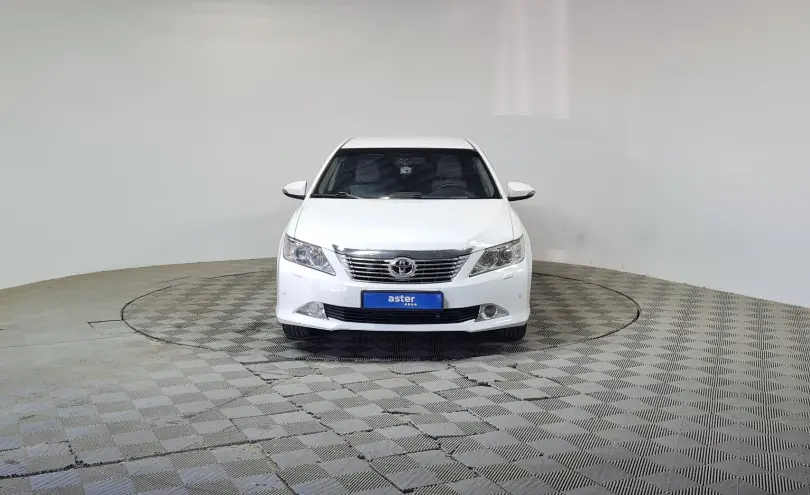 Toyota Camry 2013 года за 8 690 000 тг. в Алматы фото 2