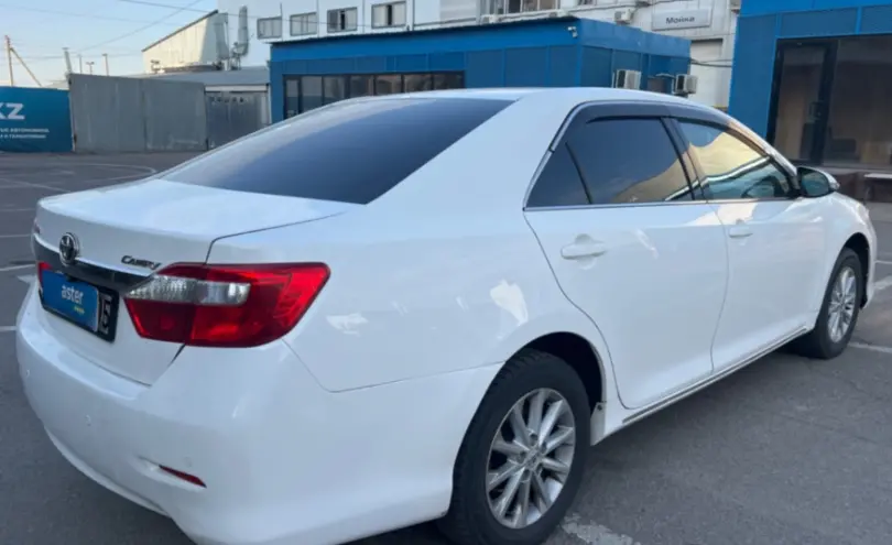 Toyota Camry 2013 года за 8 690 000 тг. в Алматы фото 3