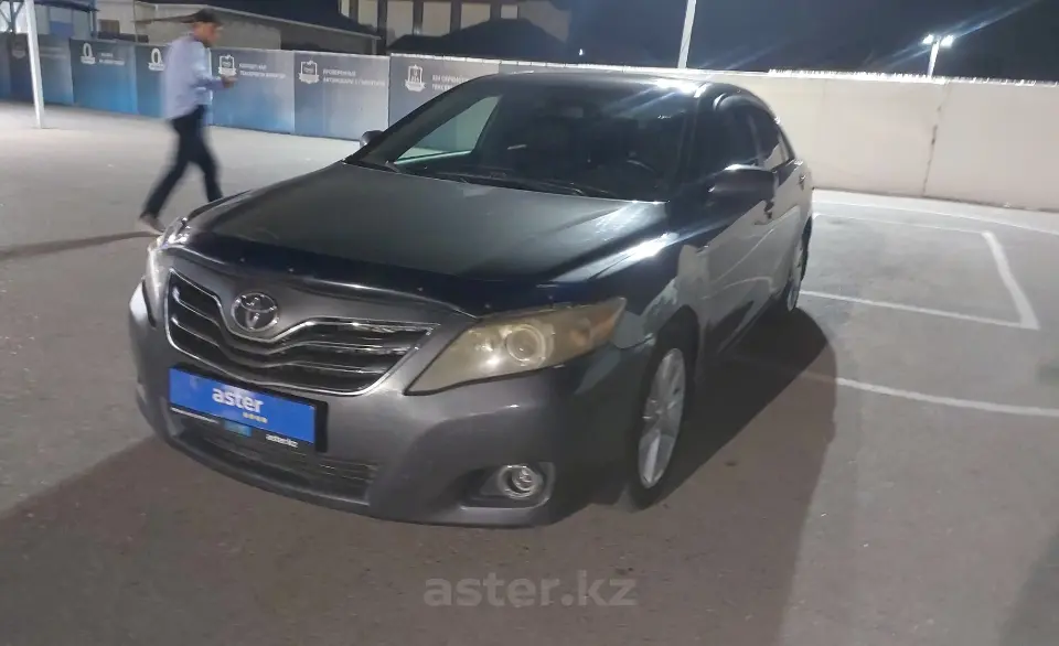 Toyota Camry 2010 года за 4 290 000 тг. в Шымкент
