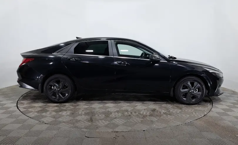 Hyundai Elantra 2022 года за 7 400 000 тг. в Астана фото 4
