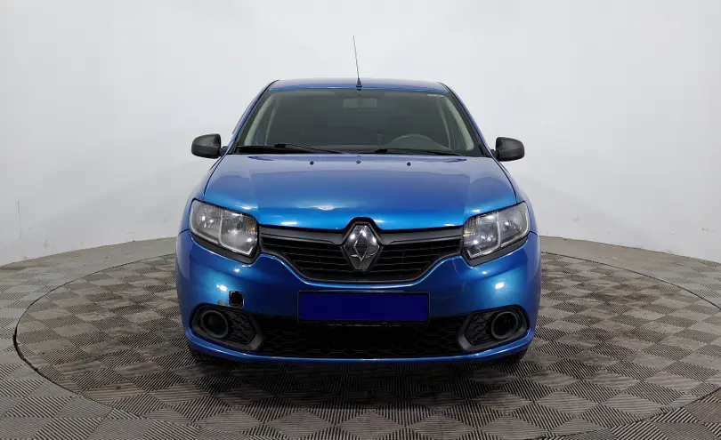 Renault Sandero 2015 года за 3 390 000 тг. в Астана фото 2