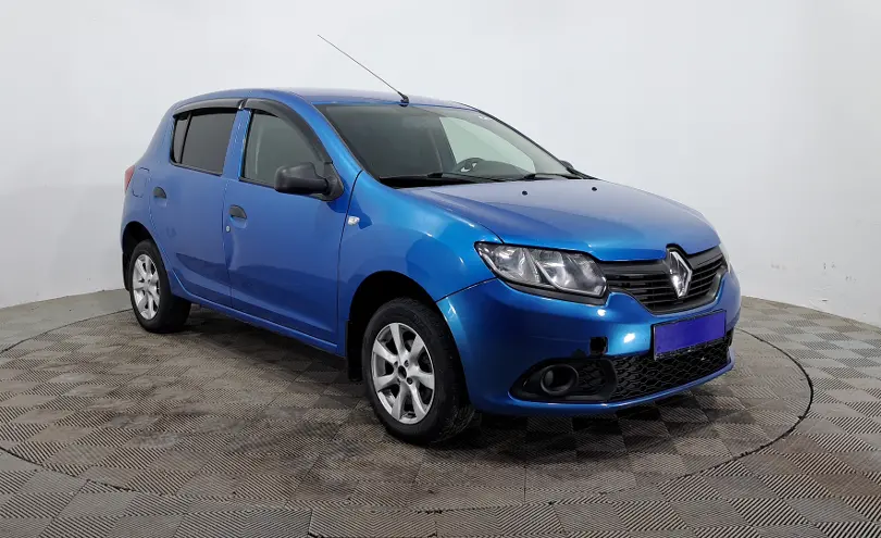 Renault Sandero 2015 года за 3 390 000 тг. в Астана фото 3