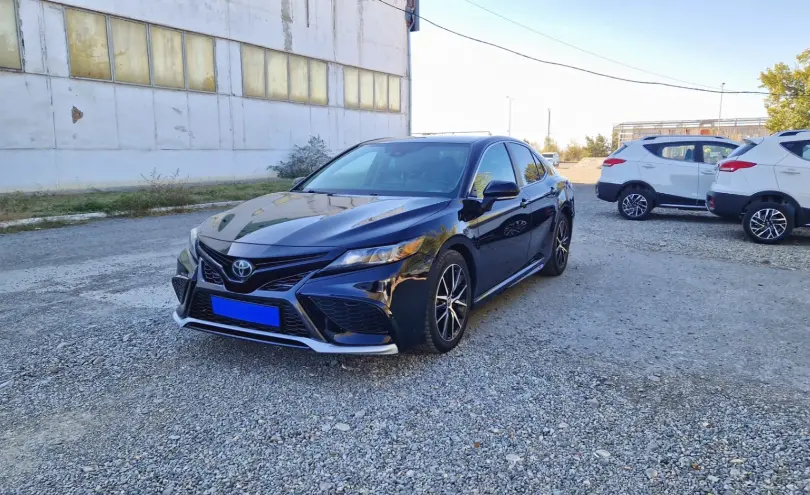 Toyota Camry 2021 года за 11 150 000 тг. в Талдыкорган фото 1