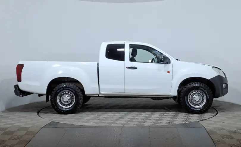 Isuzu D-Max 2018 года за 5 790 000 тг. в Астана фото 4