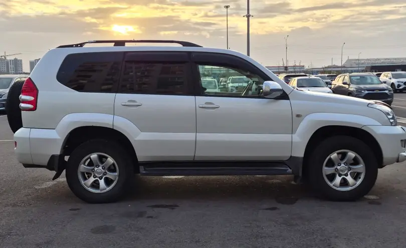 Toyota Land Cruiser Prado 2008 года за 8 490 000 тг. в Алматы фото 4