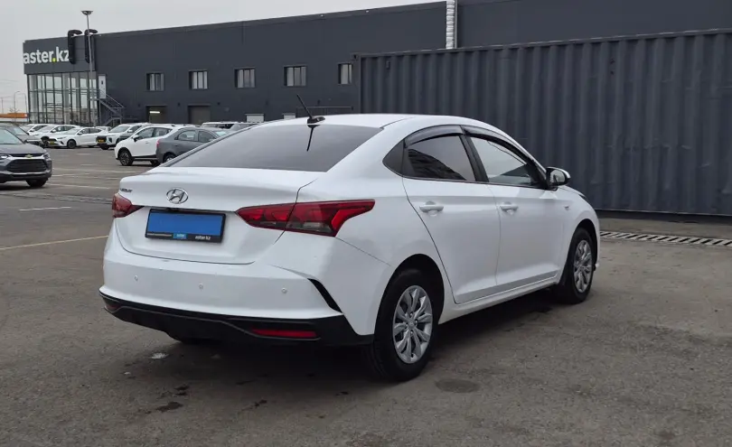 Hyundai Accent 2023 года за 7 790 000 тг. в Алматы фото 5