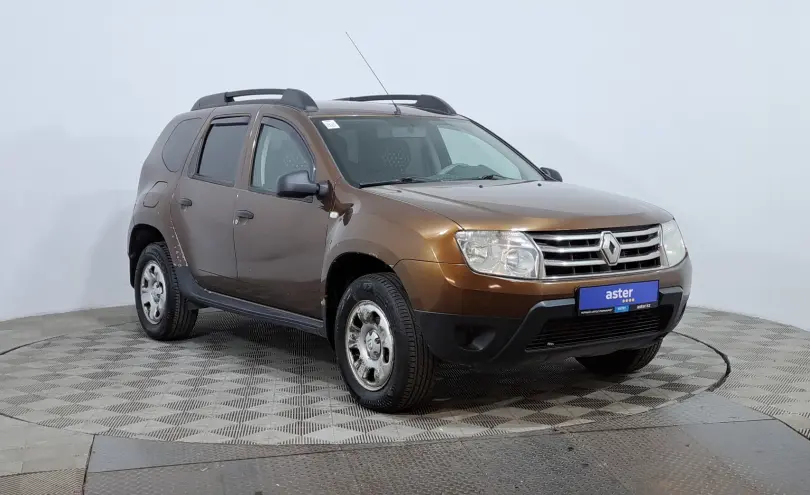 Renault Duster 2014 года за 2 800 000 тг. в Астана фото 3