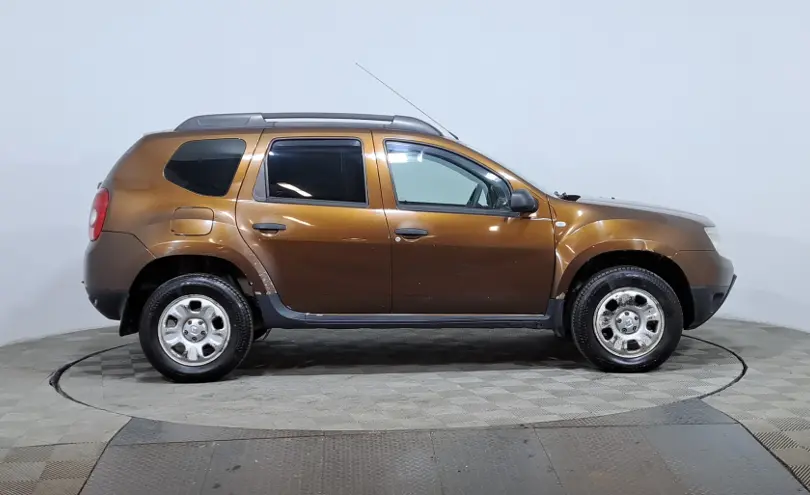 Renault Duster 2014 года за 2 800 000 тг. в Астана фото 4