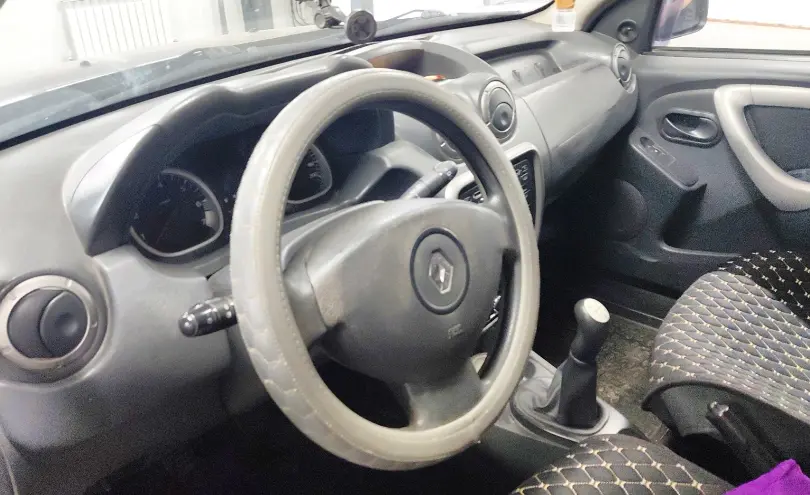 Renault Duster 2014 года за 2 800 000 тг. в Астана фото 5