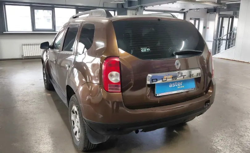 Renault Duster 2014 года за 2 800 000 тг. в Астана фото 4