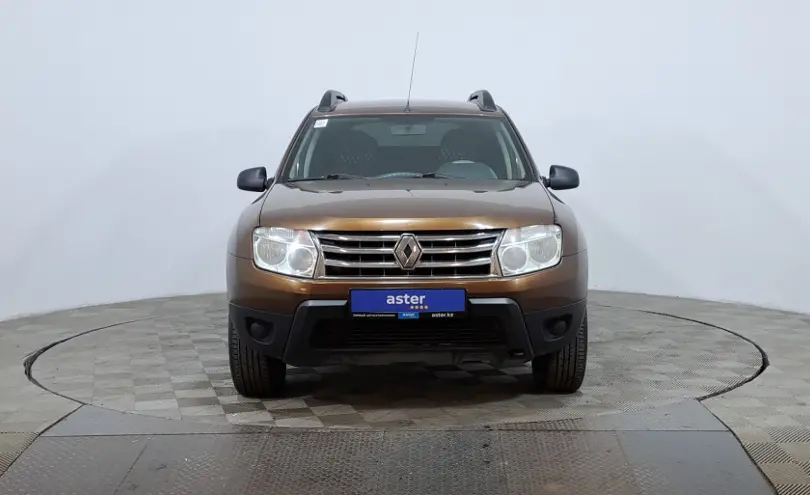 Renault Duster 2014 года за 2 800 000 тг. в Астана фото 2