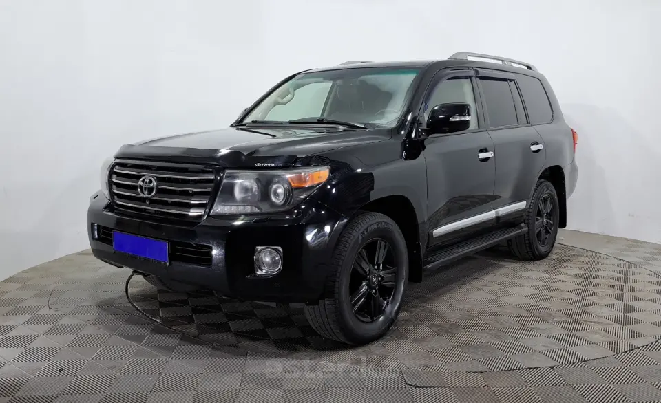 Toyota Land Cruiser 2014 года за 21 590 000 тг. в Астана