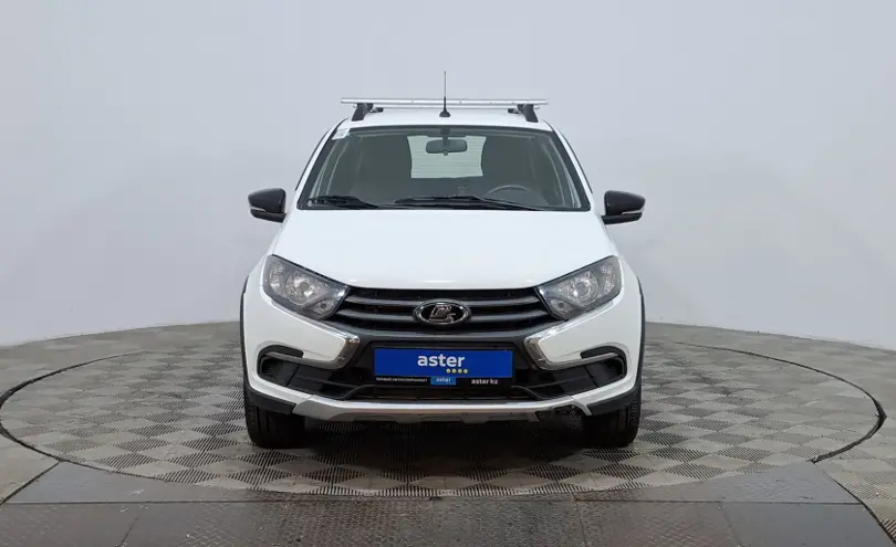 LADA (ВАЗ) Granta 2020 года за 2 990 000 тг. в Астана фото 2