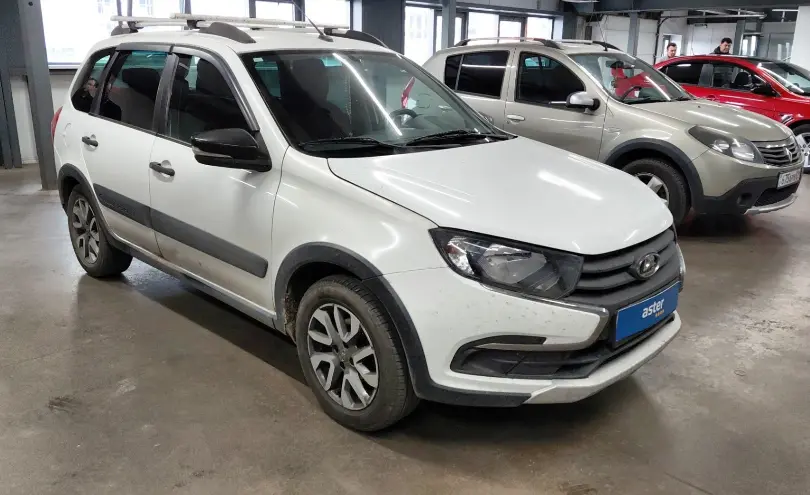 LADA (ВАЗ) Granta 2020 года за 2 990 000 тг. в Астана фото 2