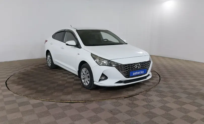 Hyundai Accent 2021 года за 6 390 000 тг. в Шымкент фото 3
