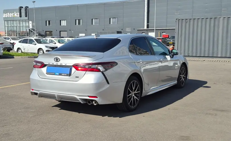 Toyota Camry 2020 года за 10 490 000 тг. в Алматы фото 5