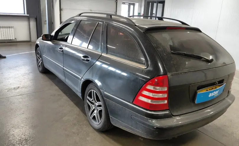 Mercedes-Benz C-Класс 2002 года за 2 390 000 тг. в Астана фото 4