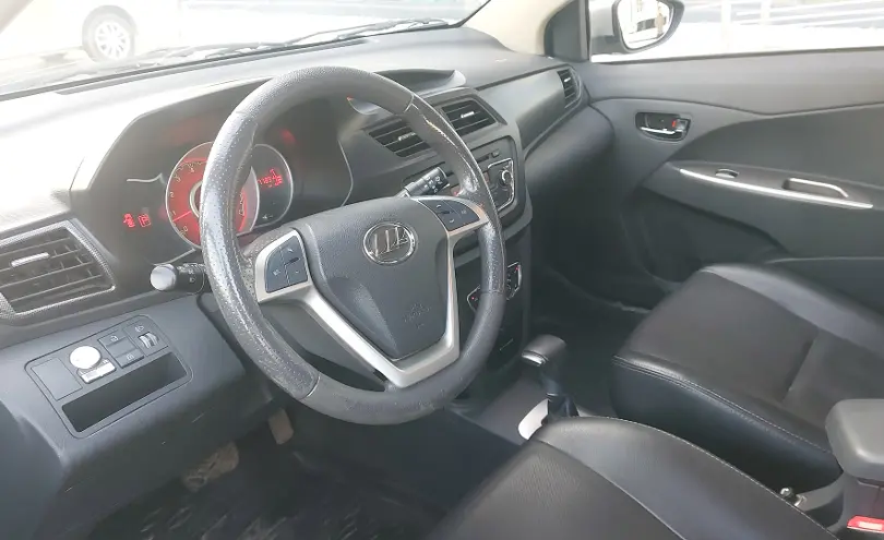 Lifan X50 2018 года за 3 190 000 тг. в Астана фото 5