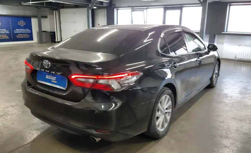 Toyota Camry 2023 года за 14 390 000 тг. в Астана фото 3