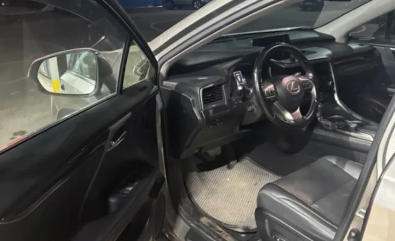 Lexus RX 2019 года за 19 990 000 тг. в Алматы фото 5
