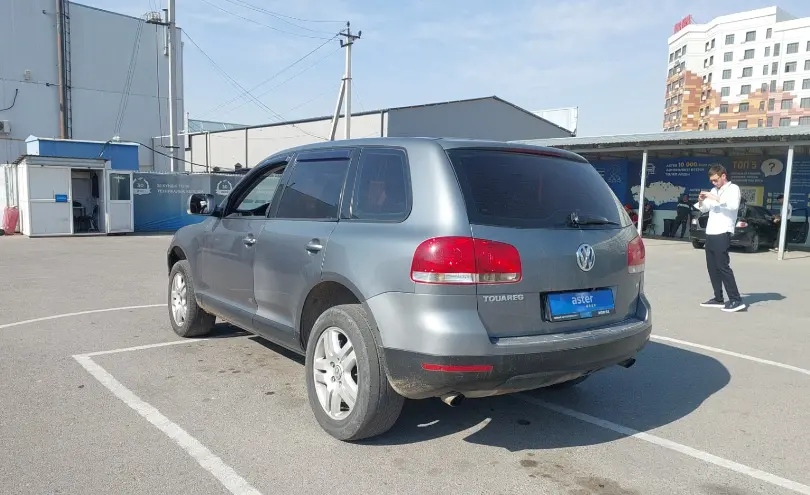 Volkswagen Touareg 2003 года за 2 990 000 тг. в Шымкент фото 4